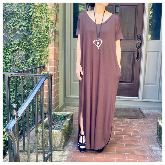 08 Brown side pockets loose fit maxi dress - Picture 3 of 7
